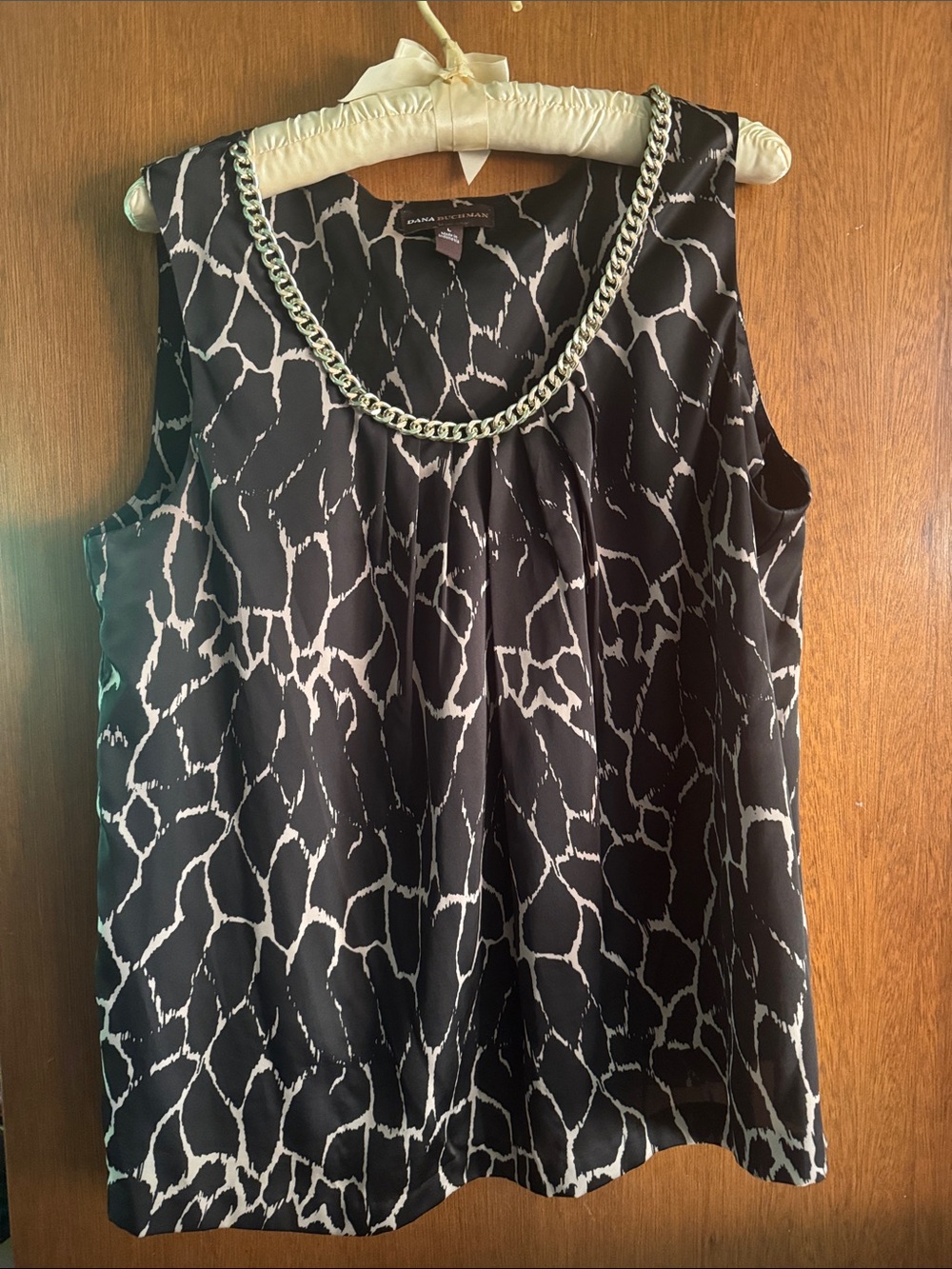 Dana Buchman Black and White Chain-Trim Sleeveless Blouse